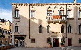 Residenza Venezia | Una Esperienze
